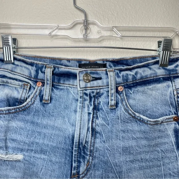 Silver Jeans Highly Desirable High Rise Short - Picture 7 of 7